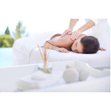 massagem relaxante com velas aromáticas marcar Campo Grande